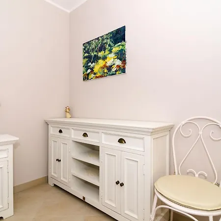 Gaura - Comfort One-bedroom With Terrace Apartment