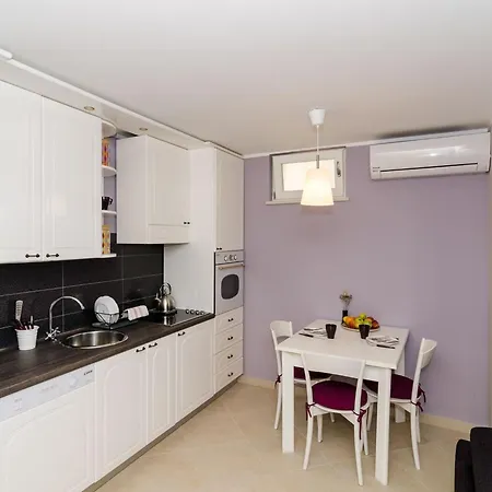 Apartment Gaura - Comfort One-bedroom With Terrace *