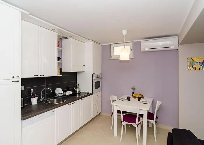 Apartamento Gaura - Comfort One-bedroom With Terrace *